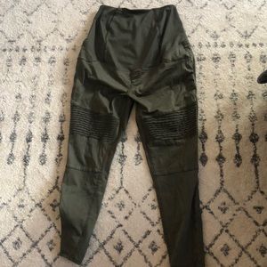 Maternity moto jeggings